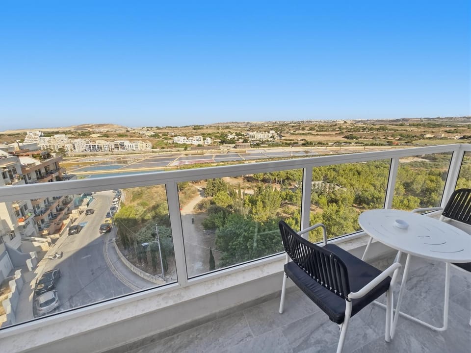 View (from property/room), Balcony/Terrace