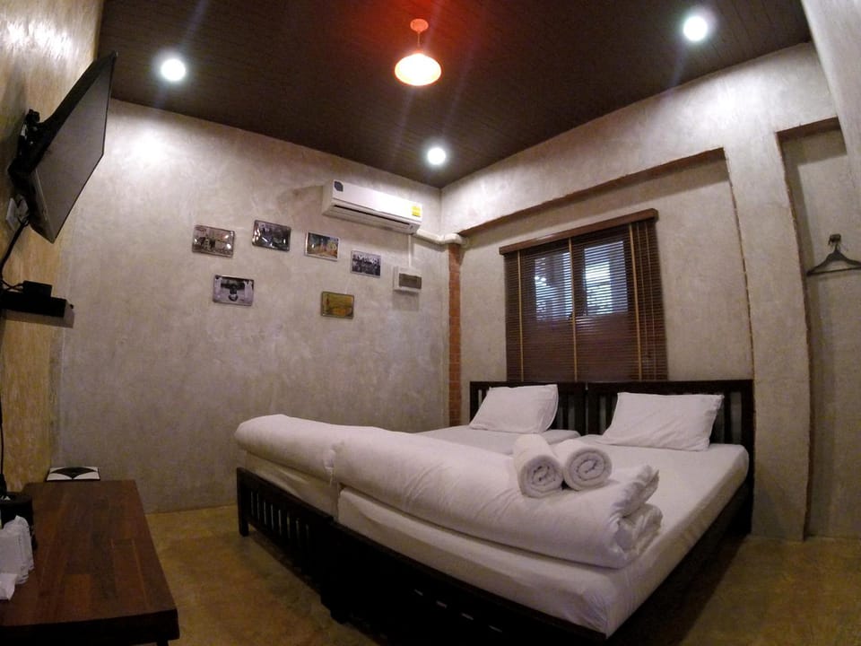 Toffee House Resort in Laos