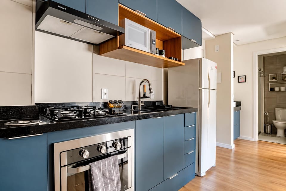 Kitchen or kitchenette, oven, stove