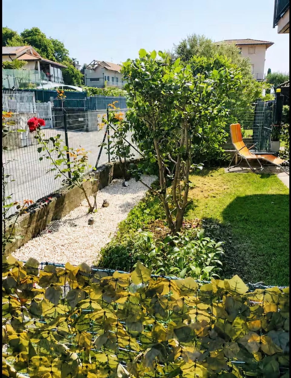 House of Camellias - Ground Floor with Garden Apartment in Canton of Ticino