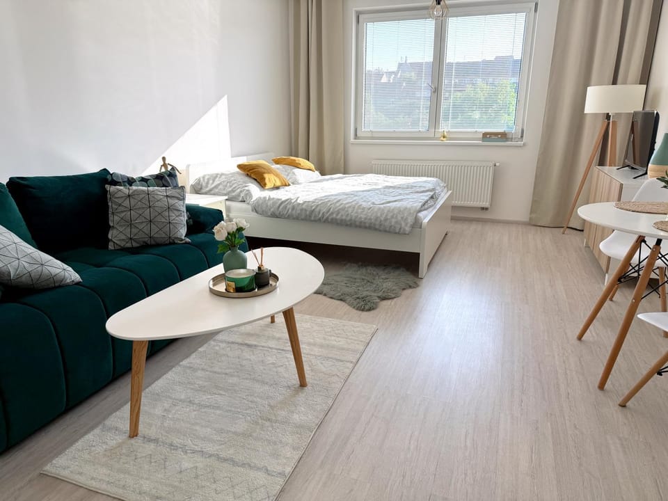 Bed, Living room, Seating area, Bedroom