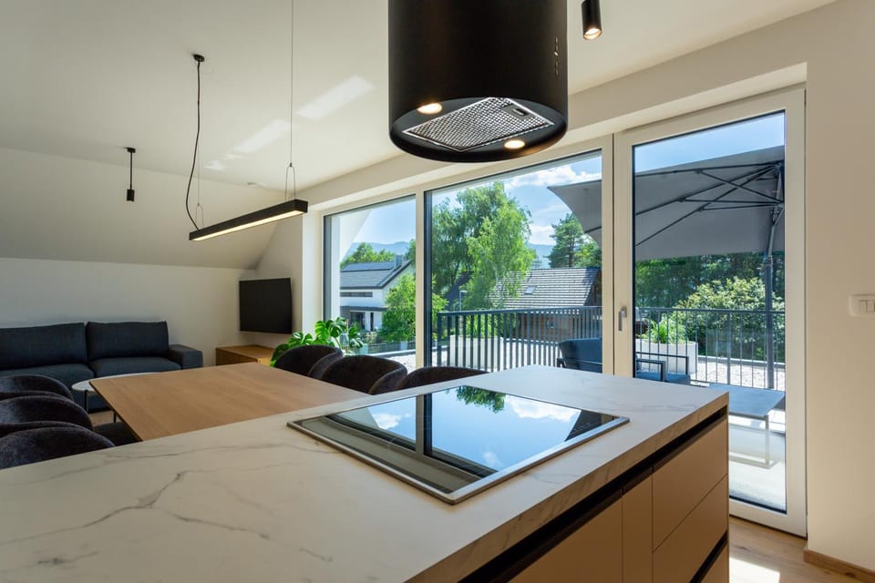Balcony/Terrace, Photo of the whole room, Seating area, Dining area