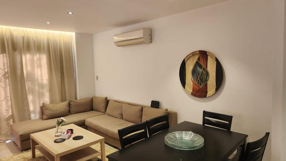 Maison Verde - Rehab City Apartment in New Cairo City