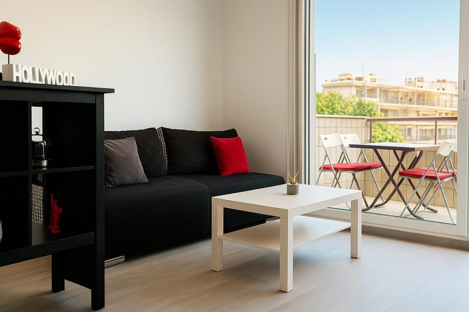 Juan Signature Apartment in Antibes