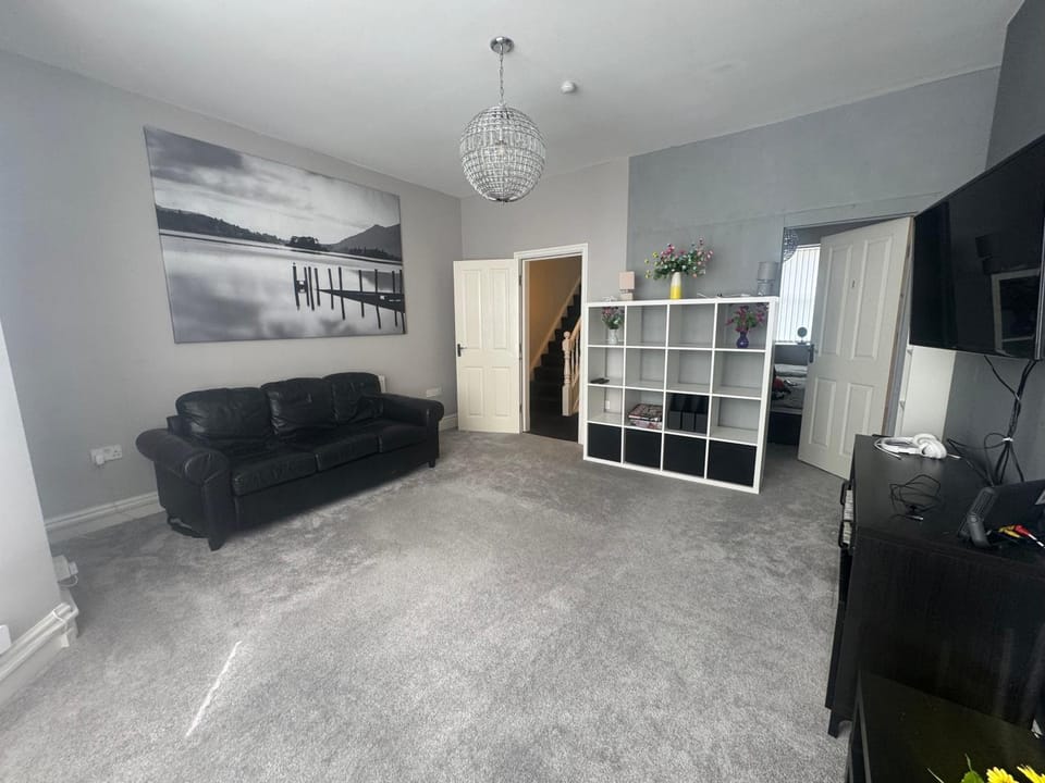 TV and multimedia, Living room, Seating area