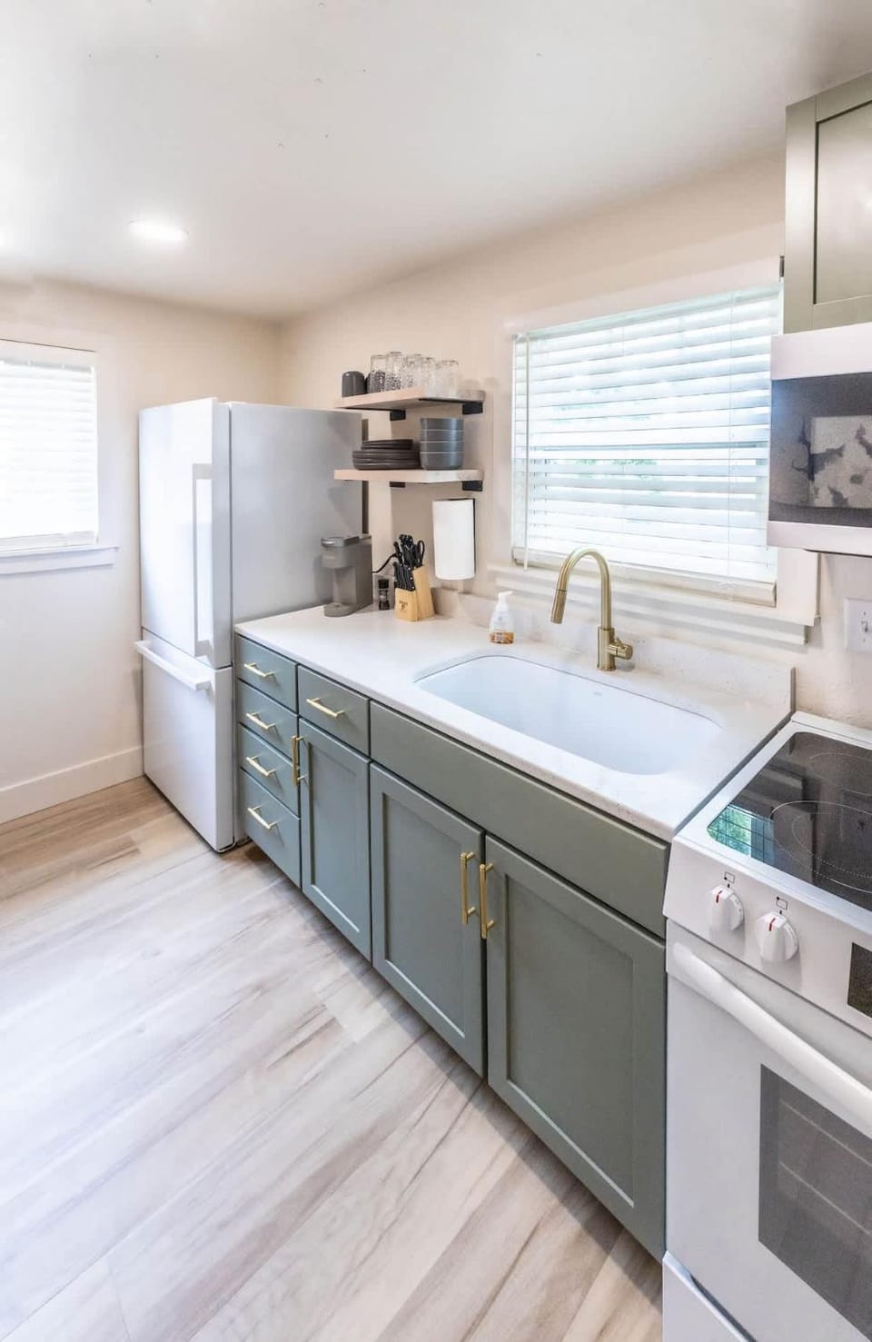 Renovated 1-Bedroom Apartment in Central Lincoln Extended Stay Apartment in Lincoln