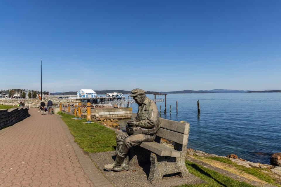 Sidney Sunnyside - Luxurious Seaside Living in Amazing Sidney by Victoria Prime! Apartment in Sidney