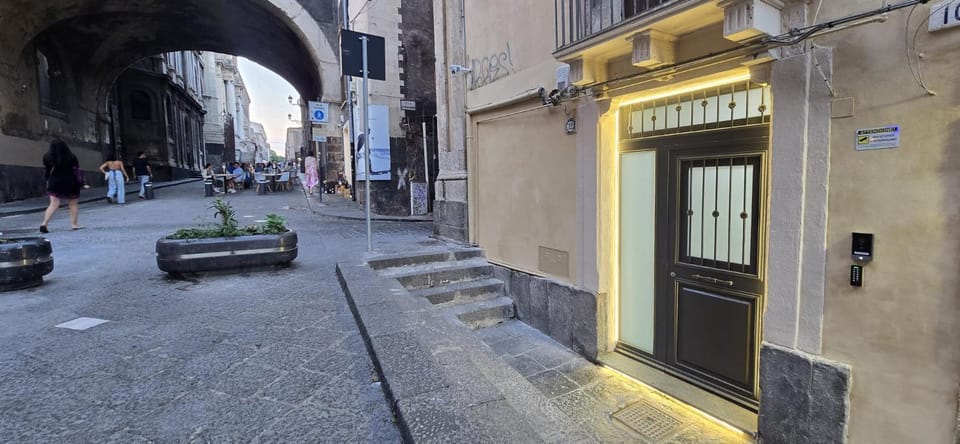 Property building, Street view