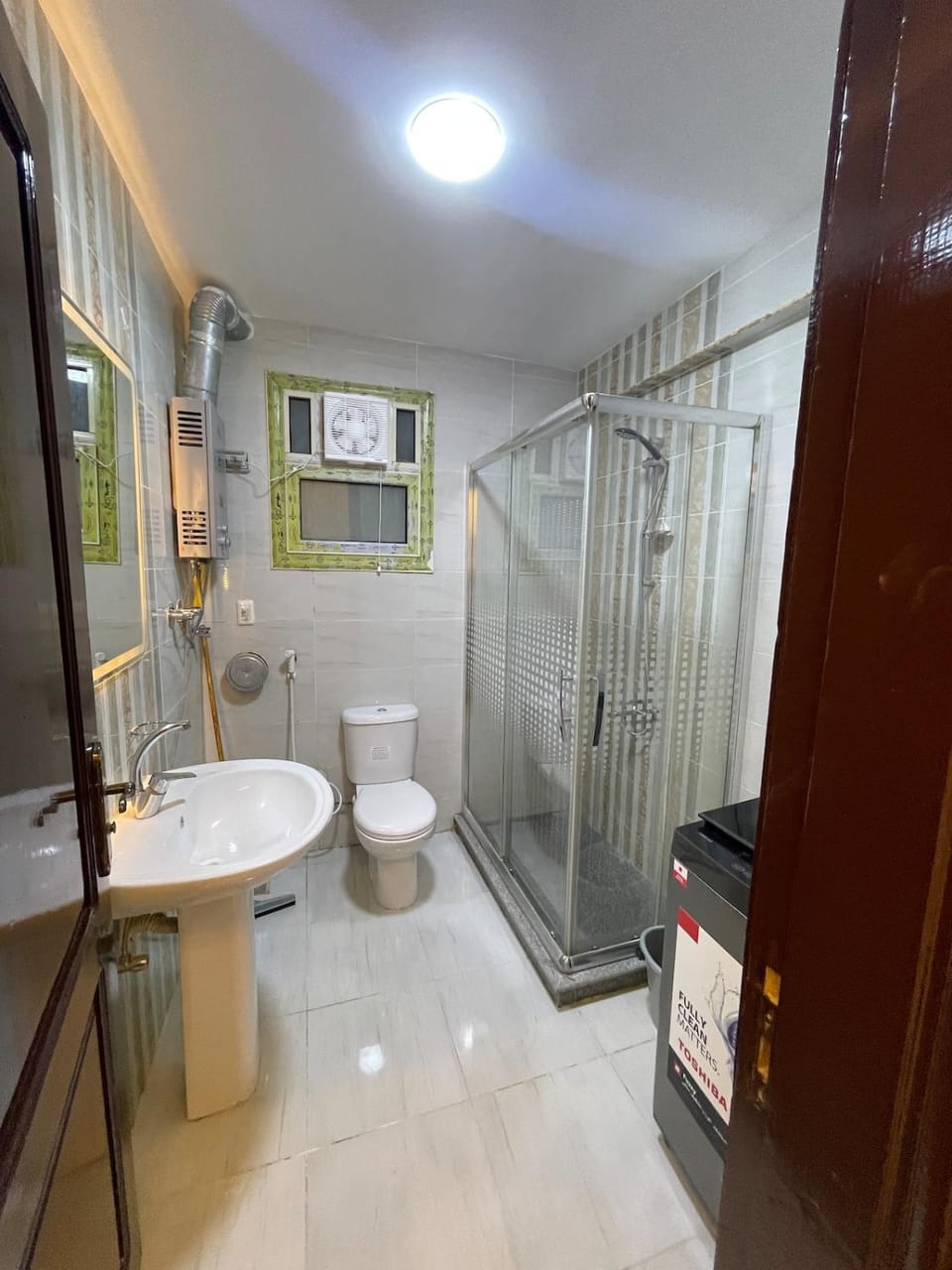Shower, Toilet, Bathroom, bidet