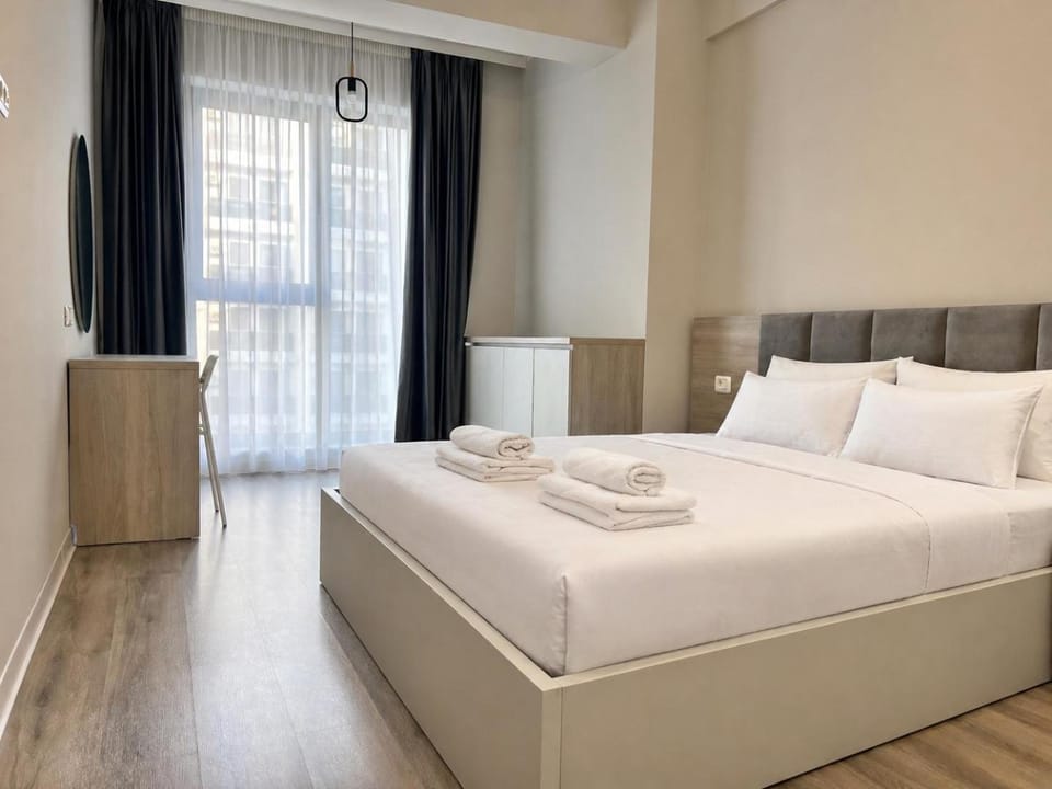 Bed, Photo of the whole room, Bedroom, towels