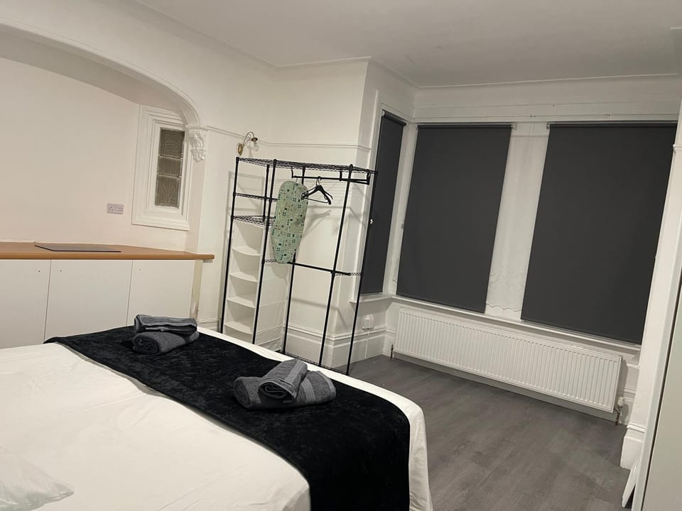 RelaxatHome Vacation rental in Ilford