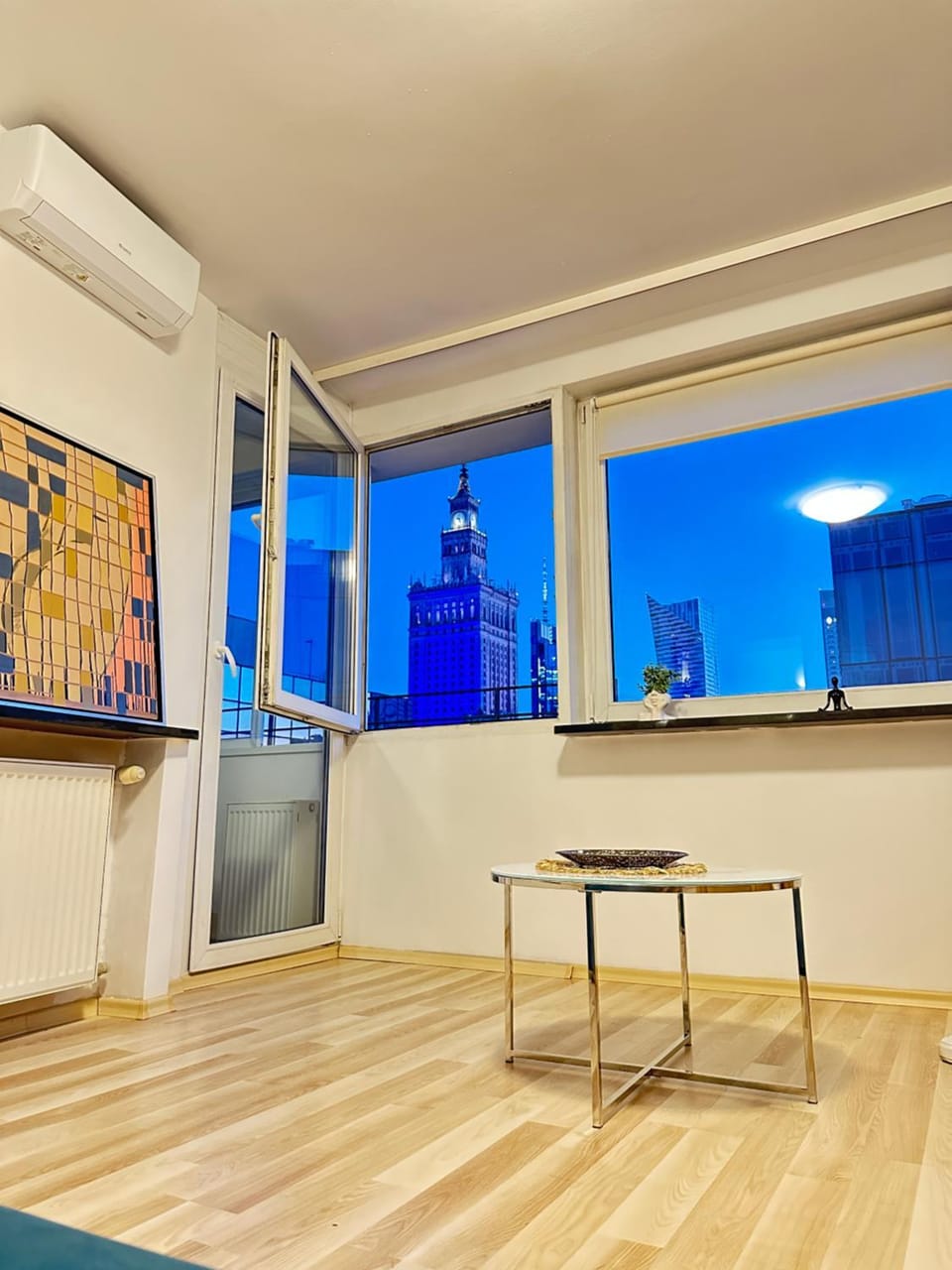 Palace of Culture Skyline Apartment in Warsaw