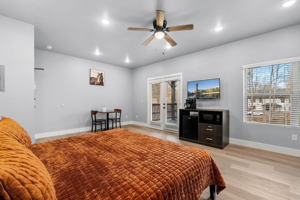 #7 Studio Town Place 2 House in Sevierville