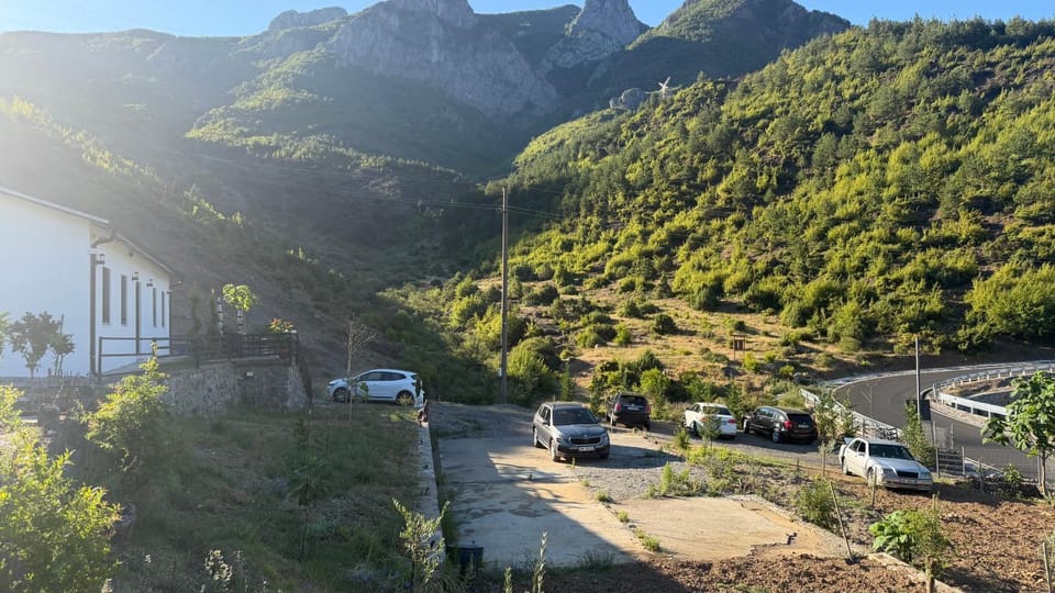 Xhoen guesthouse Bed and Breakfast in Montenegro