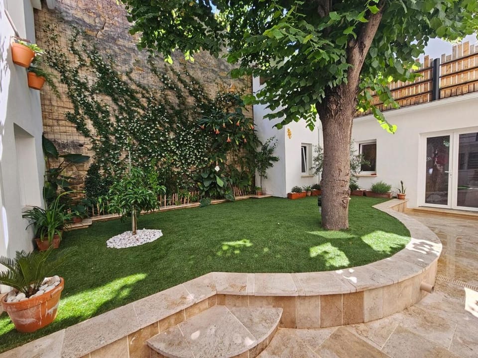 T2 climatisé à 50m du port et de la plage Apartment in Mèze