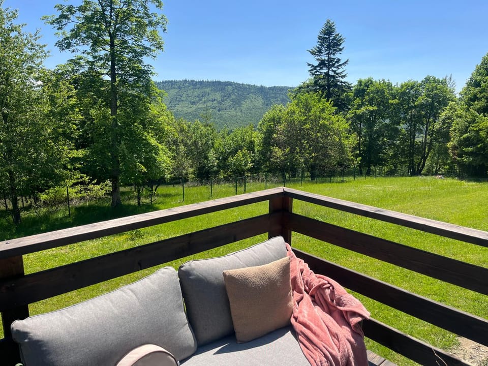 Natural landscape, Garden, View (from property/room), Garden view, Mountain view