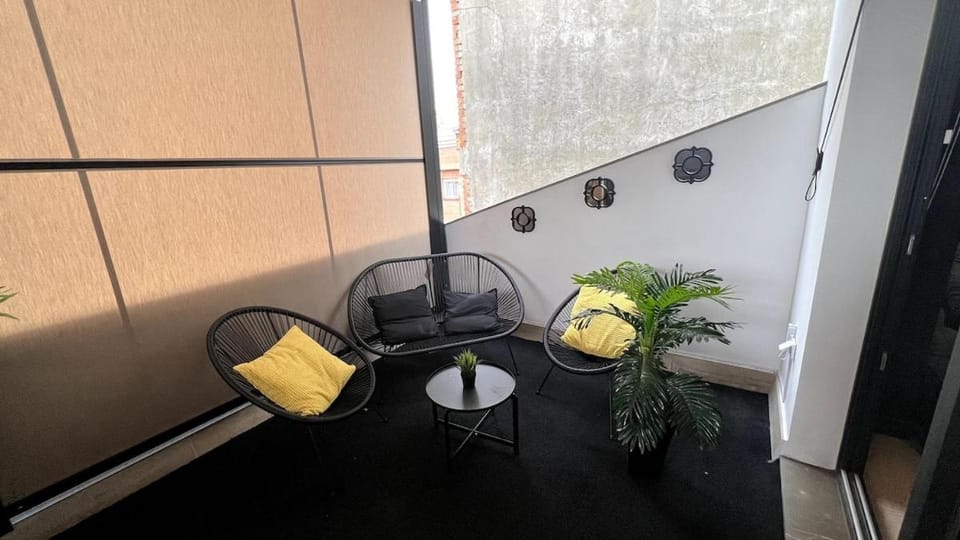 Atico moderno en Nervion con terraza Apartment in Seville