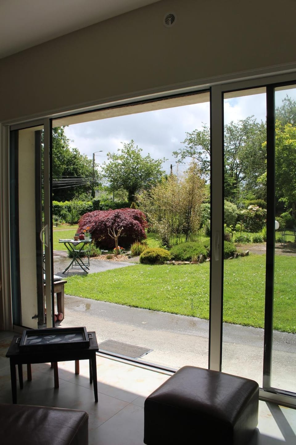 Entre terre et mer, guest house dans joli jardin House in Combrit