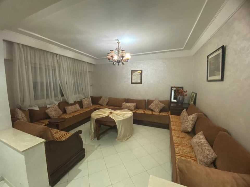 The White House Apartment in Casablanca