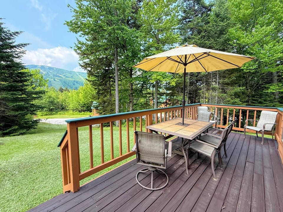 MWP23 - Breathtaking views in Bretton Woods, pool passes, discounts! House in Carroll