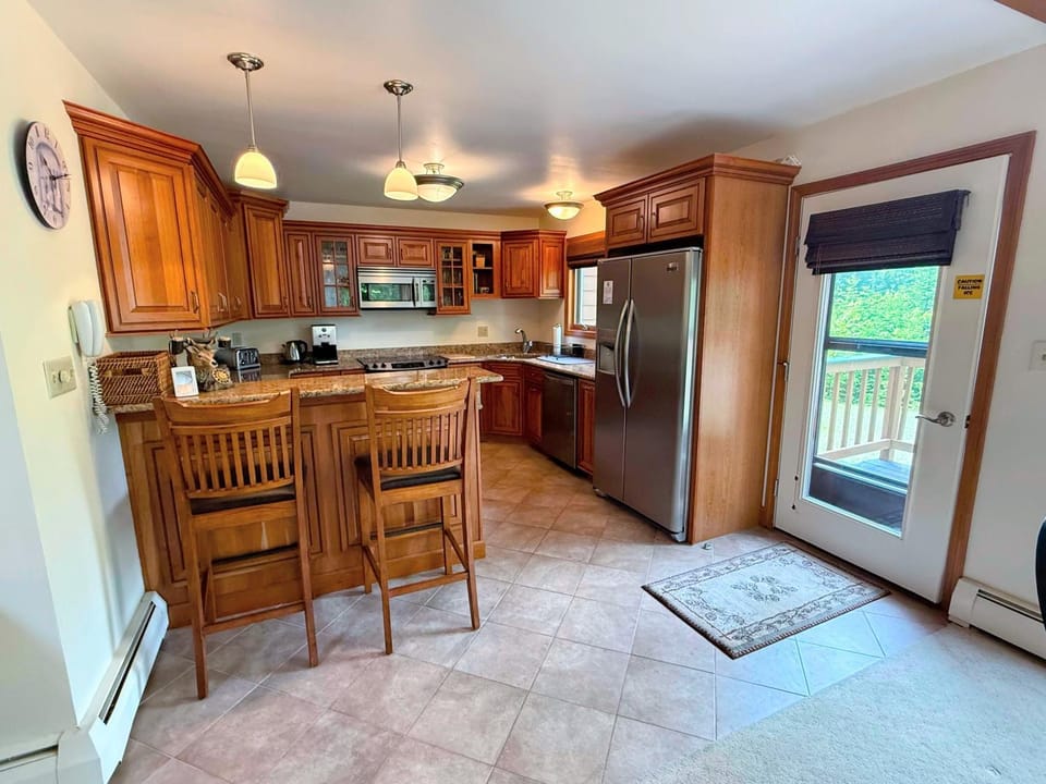 MWP23 - Breathtaking views in Bretton Woods, pool passes, discounts! House in Carroll