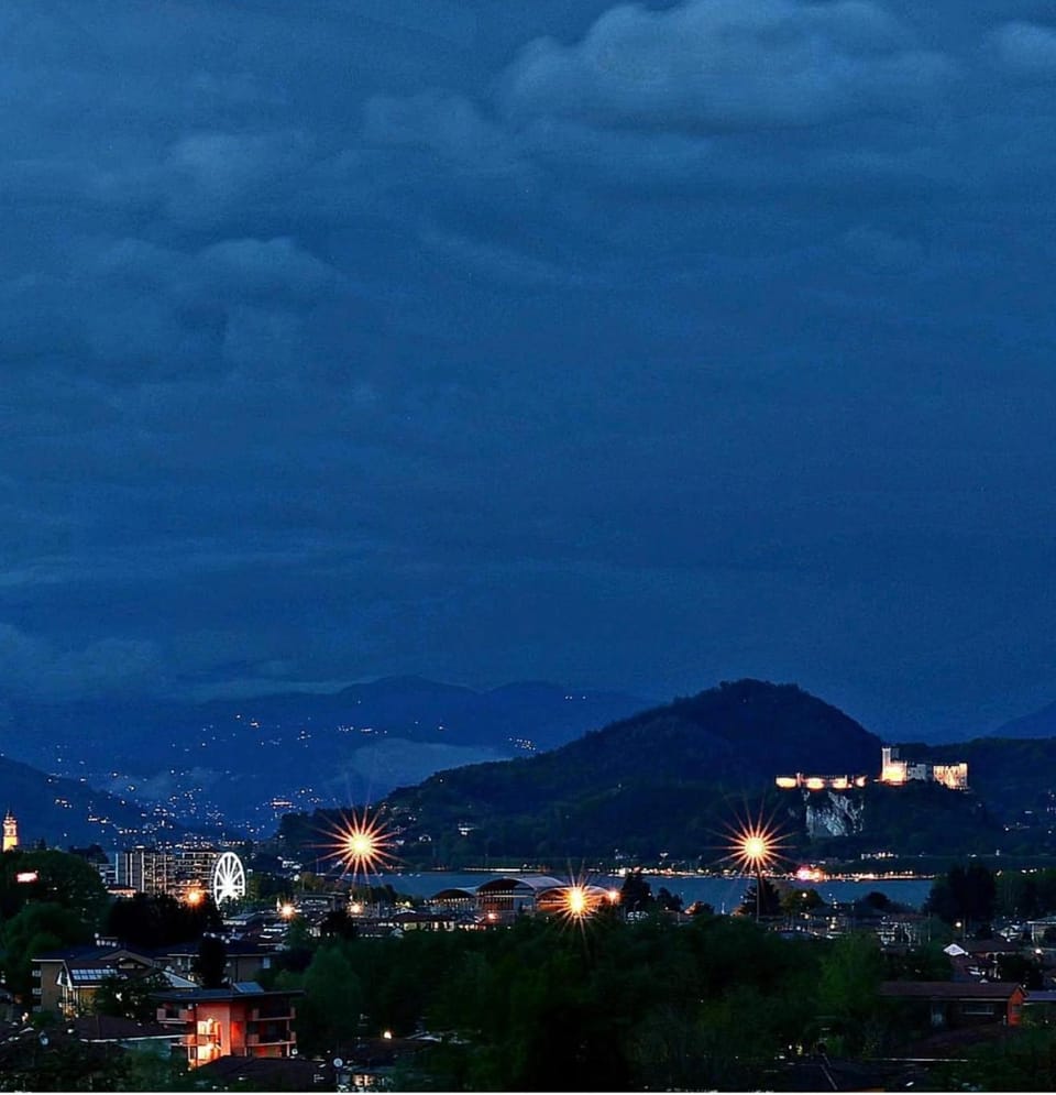 Casa di Zoja 1 Apartment in Arona