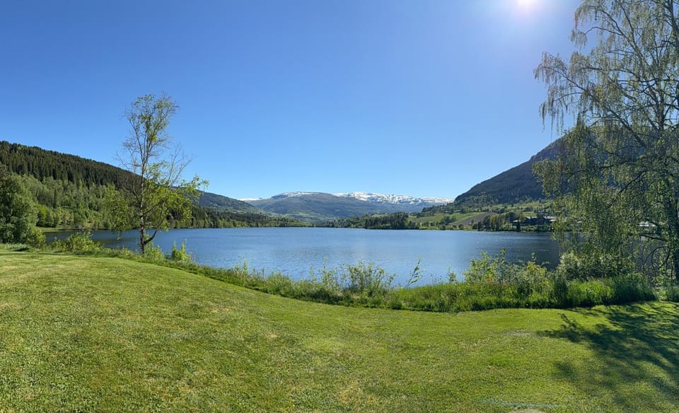 Nearby landmark, Spring, Day, Natural landscape, Lake view, Mountain view, River view