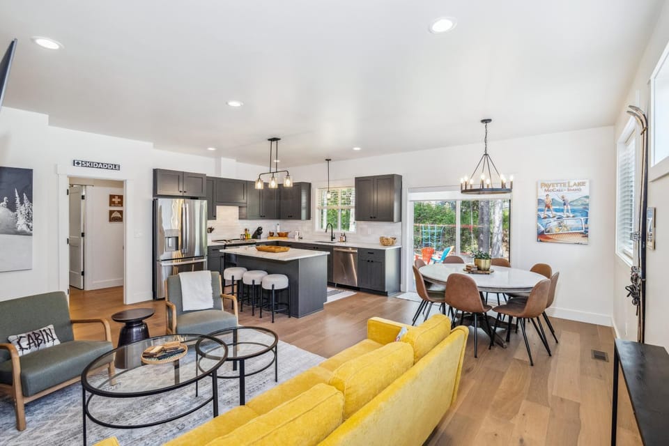 Bighorn Basecamp- Mountain family getaway near lake - Pet friendly House in McCall