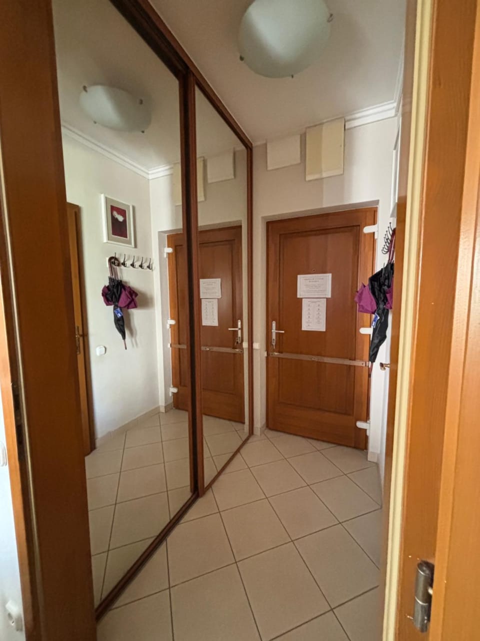 Facade/entrance, wardrobe