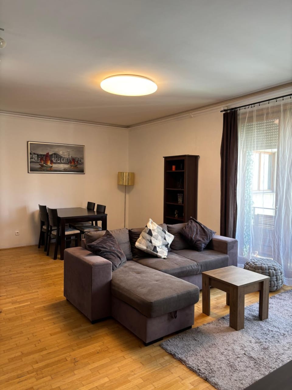 Living room, Seating area, Dining area