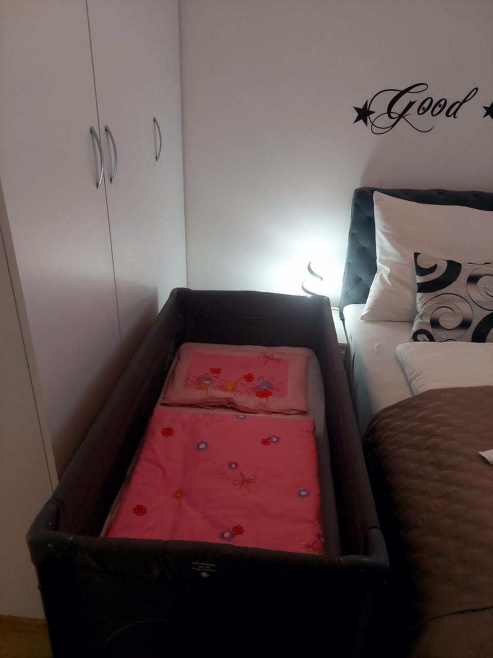 Bed, Bedroom, wardrobe