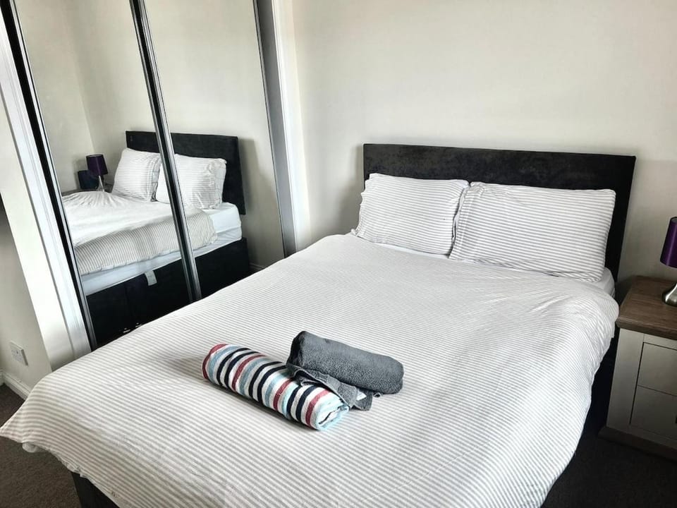 Coz, 2Bed Central Elgin - Free parking, WiFi Apartment in Elgin