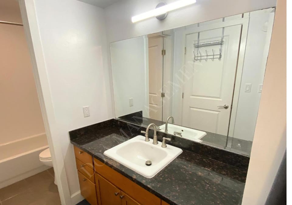 Luxury condo in the heart of LA Apartment in Westwood