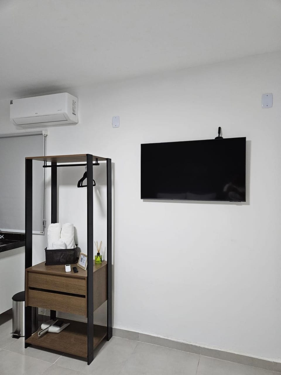 Communal lounge/ TV room, TV and multimedia, air conditioner