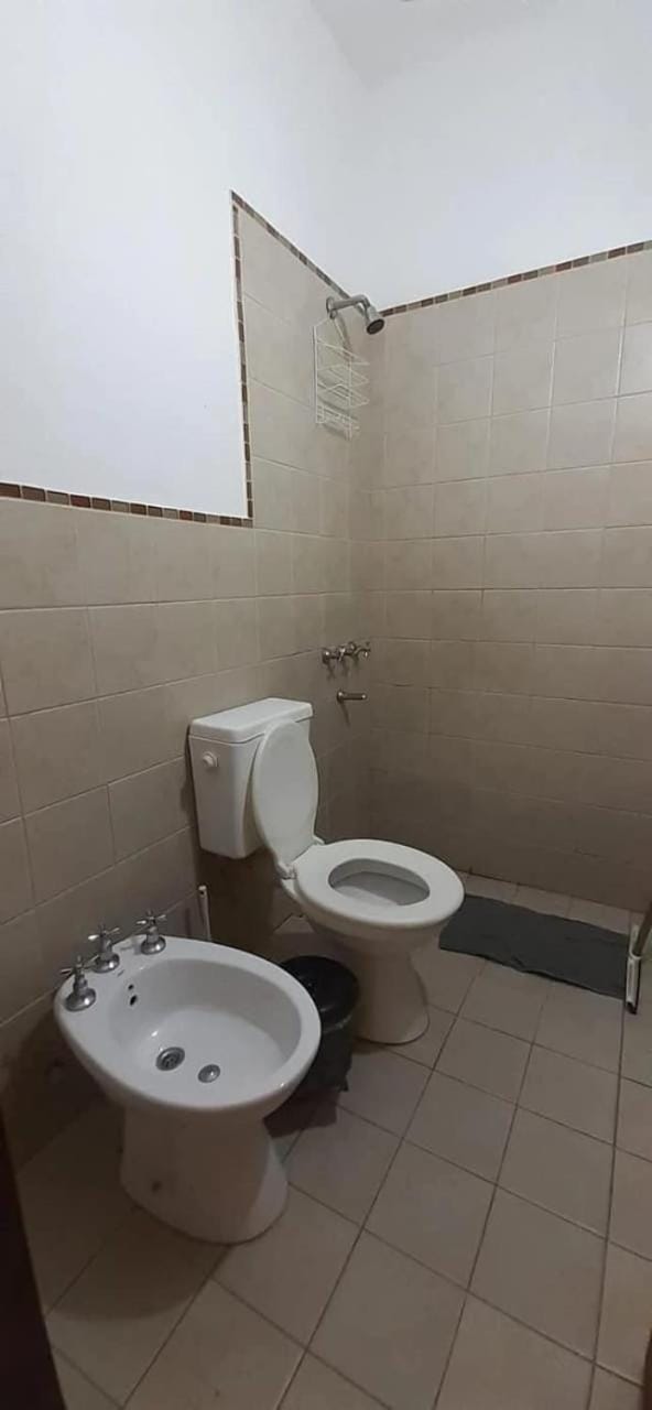 Shower, Toilet, Property building, Bathroom