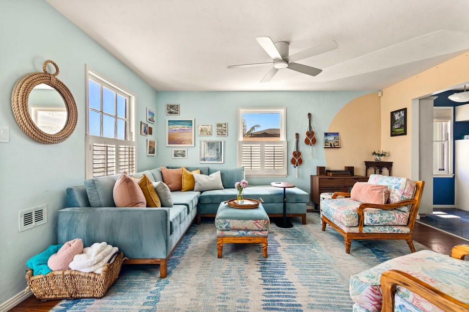 Boho Oasis with Pool Spa Firepit BBQ Ping Pong House in Pacific Beach
