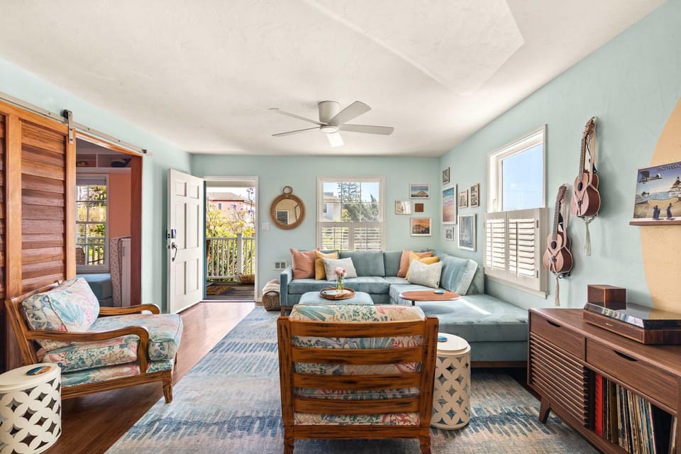 Boho Oasis with Pool Spa Firepit BBQ Ping Pong House in Pacific Beach