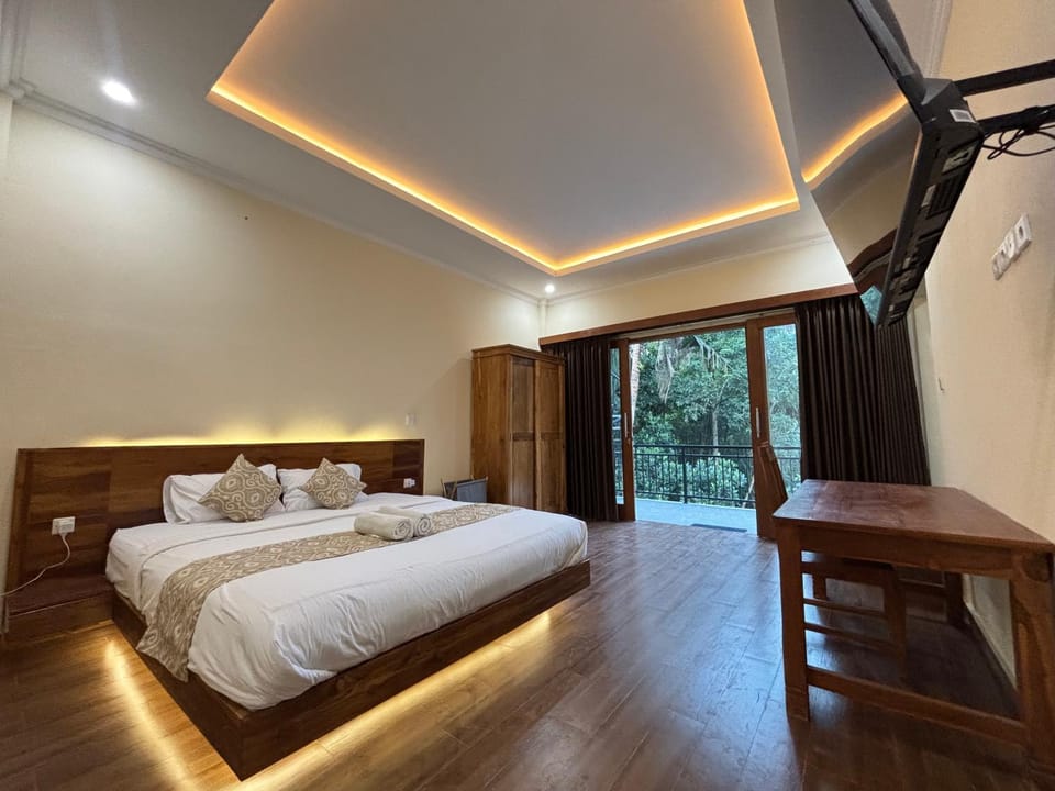 Bed, TV and multimedia, Photo of the whole room, Bedroom, towels