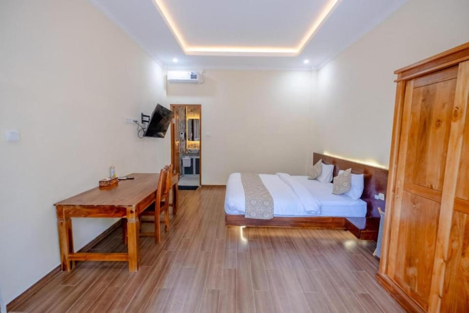 Bed, Kitchen or kitchenette