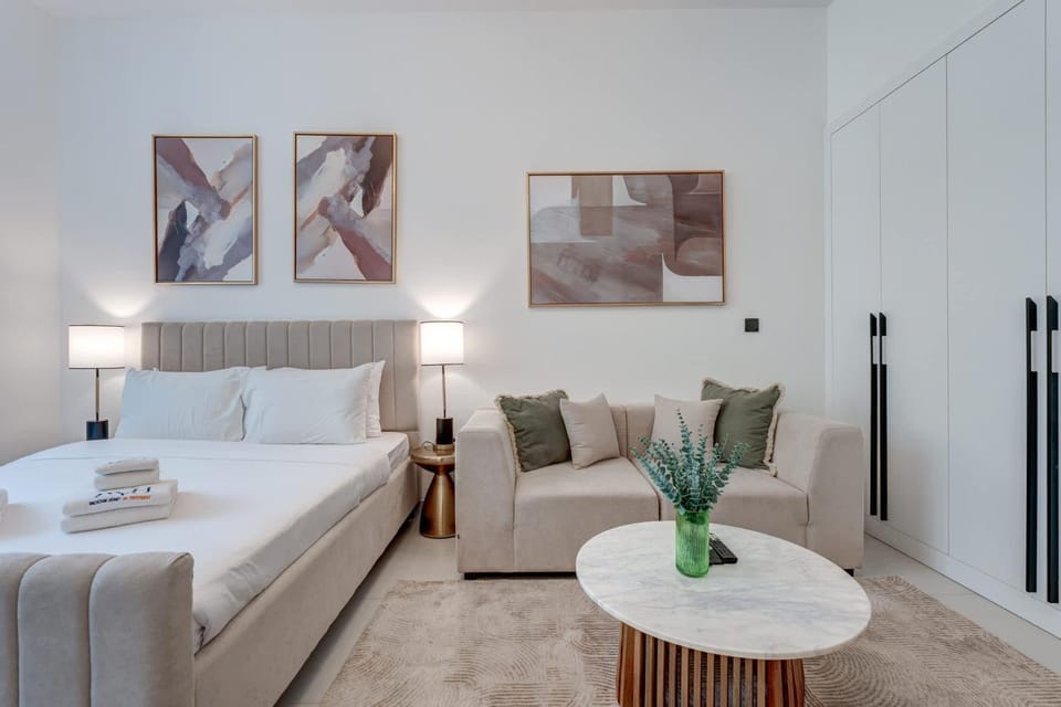 Bed, Living room, Seating area