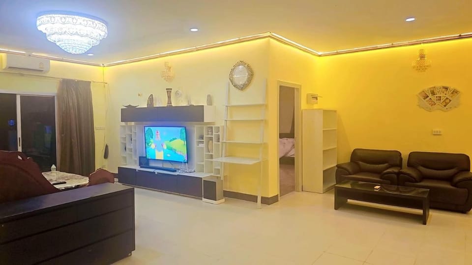 Holiday Pool Villa House in Pattaya City