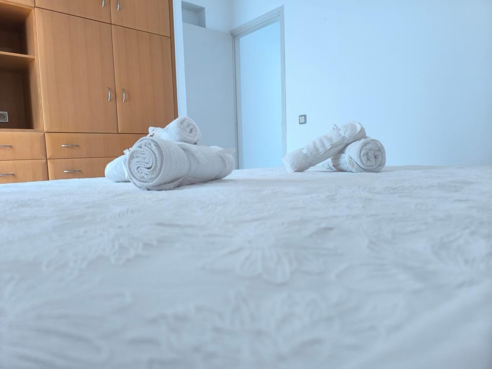 Bed, Photo of the whole room, Bedroom, towels, wardrobe