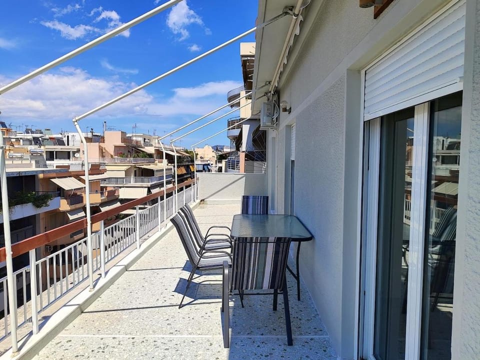 Balcony/Terrace, City view
