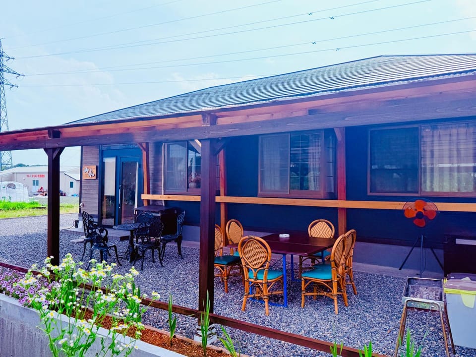 Shanshui House TAKASHIMA 一棟貸切 自炊BBQok House in Shiga, Japan