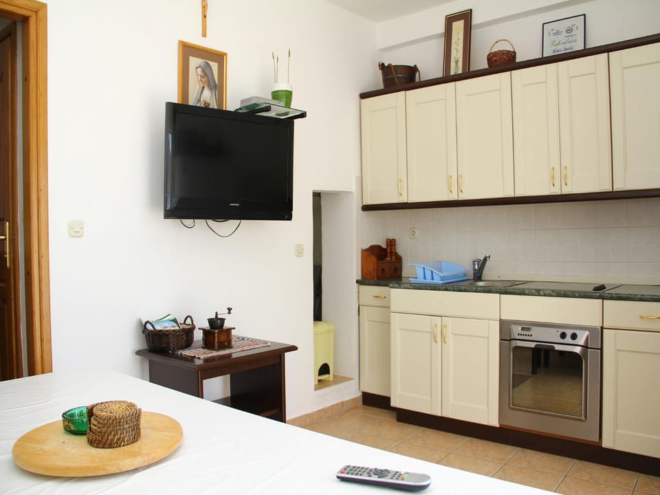 Communal kitchen