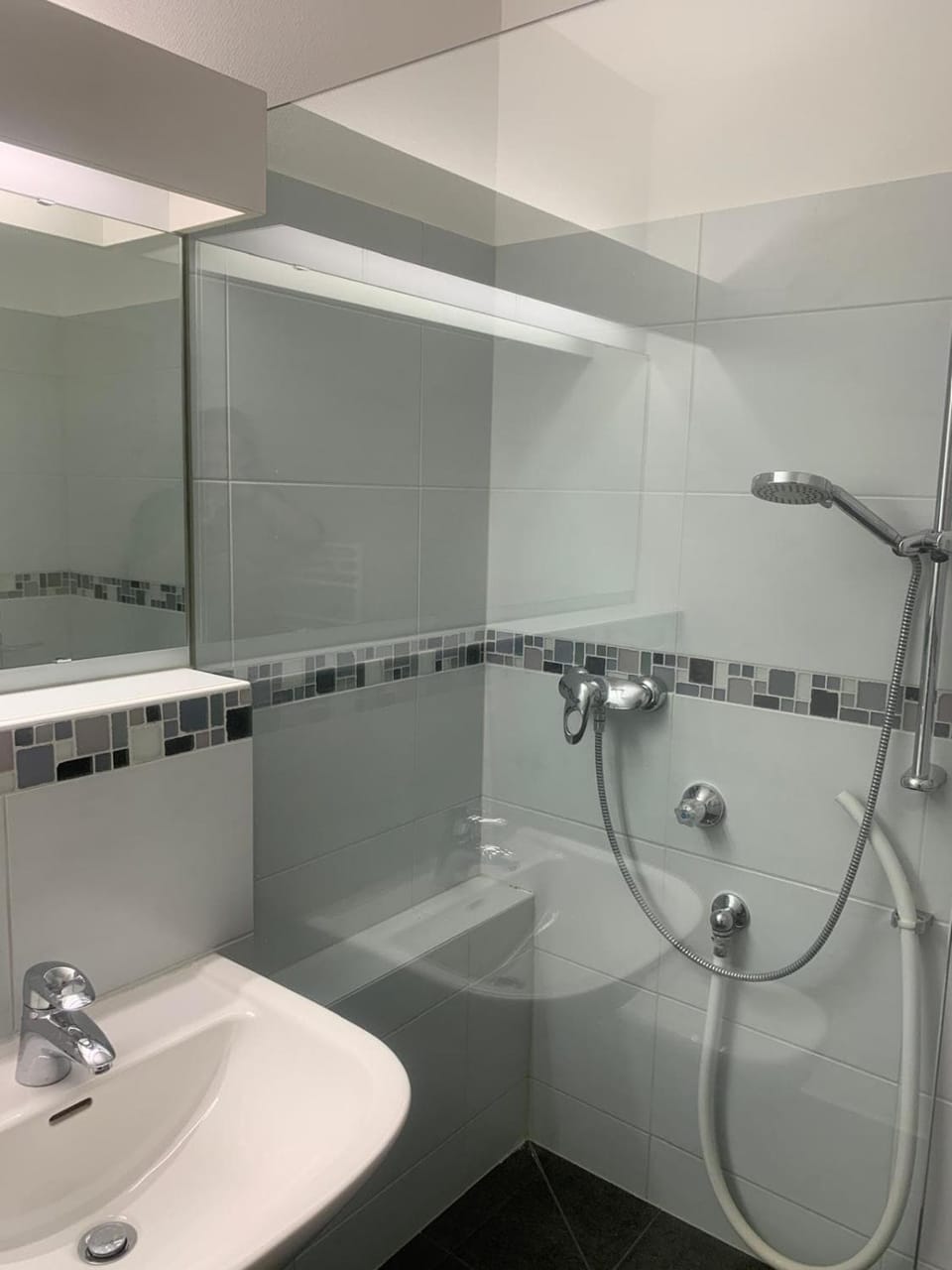 Central flat with 3 bedrooms and free parking space Apartment in Munich