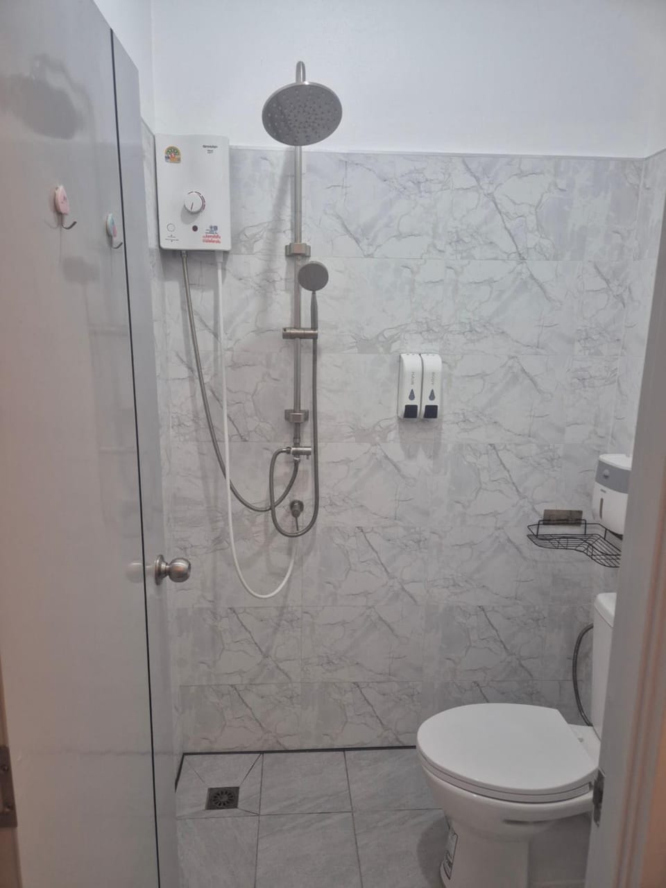 Shower, Toilet, Bathroom