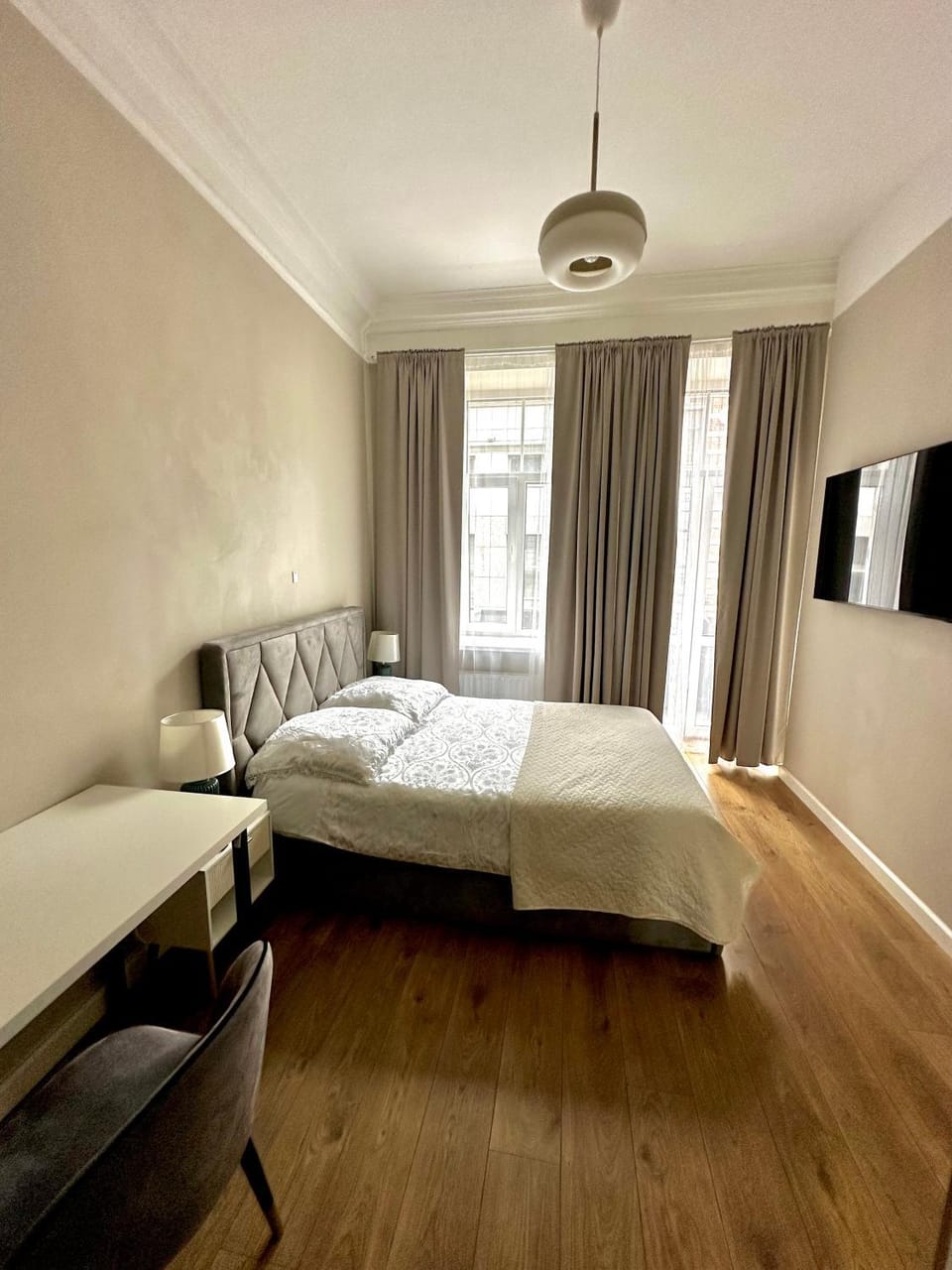 Bed, Bathroom, TV and multimedia, Balcony/Terrace, Photo of the whole room, Bedroom, internet, microwave, wardrobe