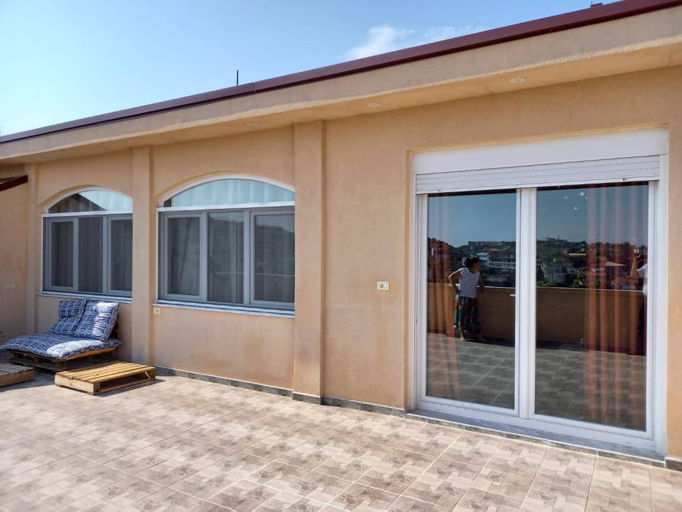 View (from property/room), Balcony/Terrace