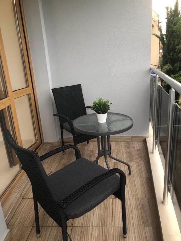 View (from property/room), Balcony/Terrace, Seating area